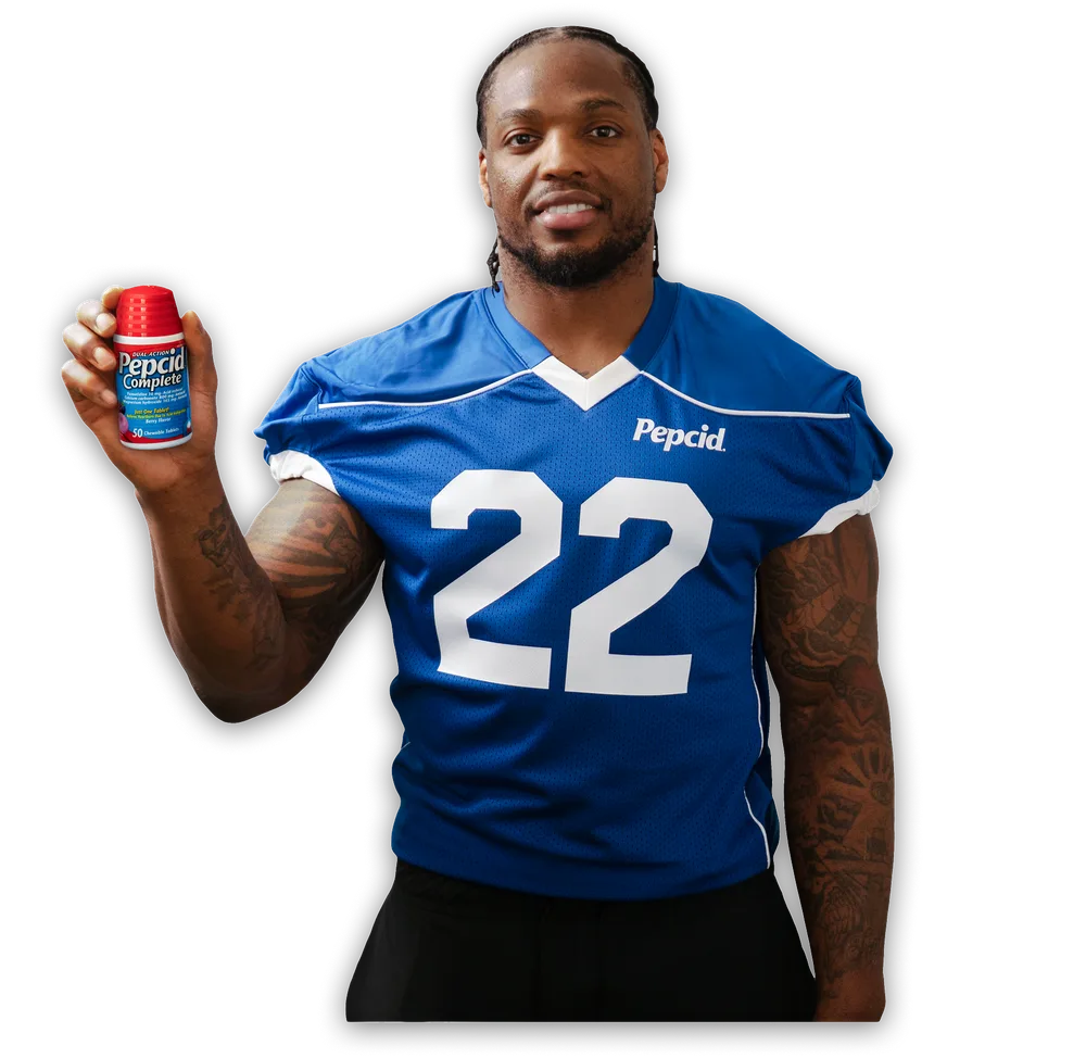 Derrick Henry holding Pepcid